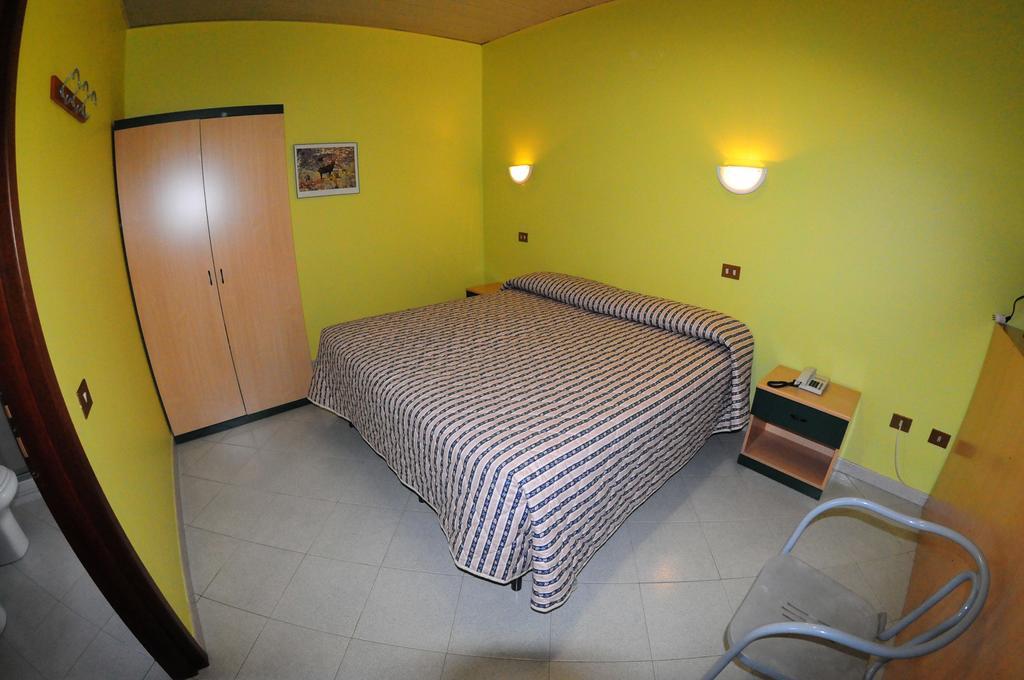 Residence Eden Park Aosta Szoba fotó